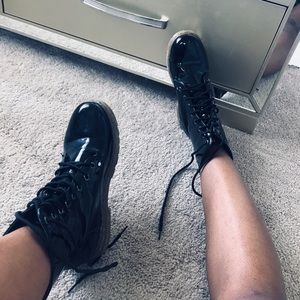 Doc Marten style boots 🖤